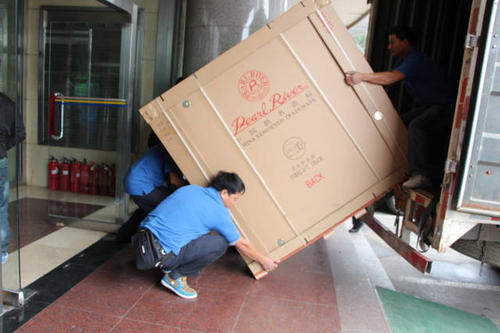 水磨沟钢琴贵重工艺品无忧运